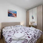 Apartment Stancija Amoroso *