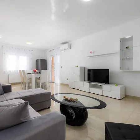 Stancija Amoroso Apartament *